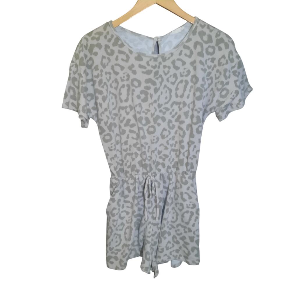 Altar'd State Womens Animal Print Romper Keyhole Back & Elastic Waist Size M